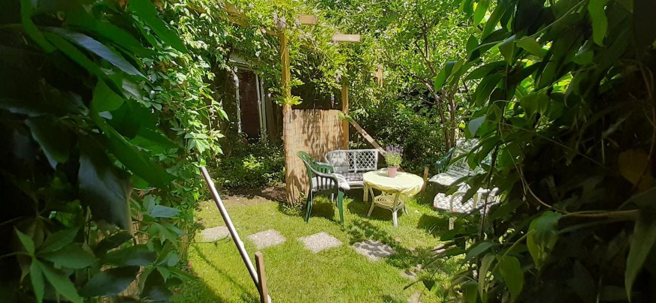 Fassbinder Klause Mit Mini-Terrasse Apartment Sankt Veit an der Glan Exterior photo
